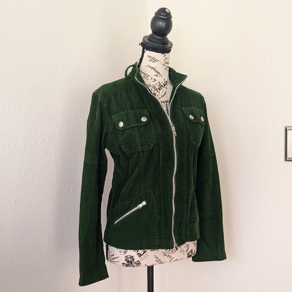 Cuesta Blanca Green Corduroy Jacket - Picture 4 of 9